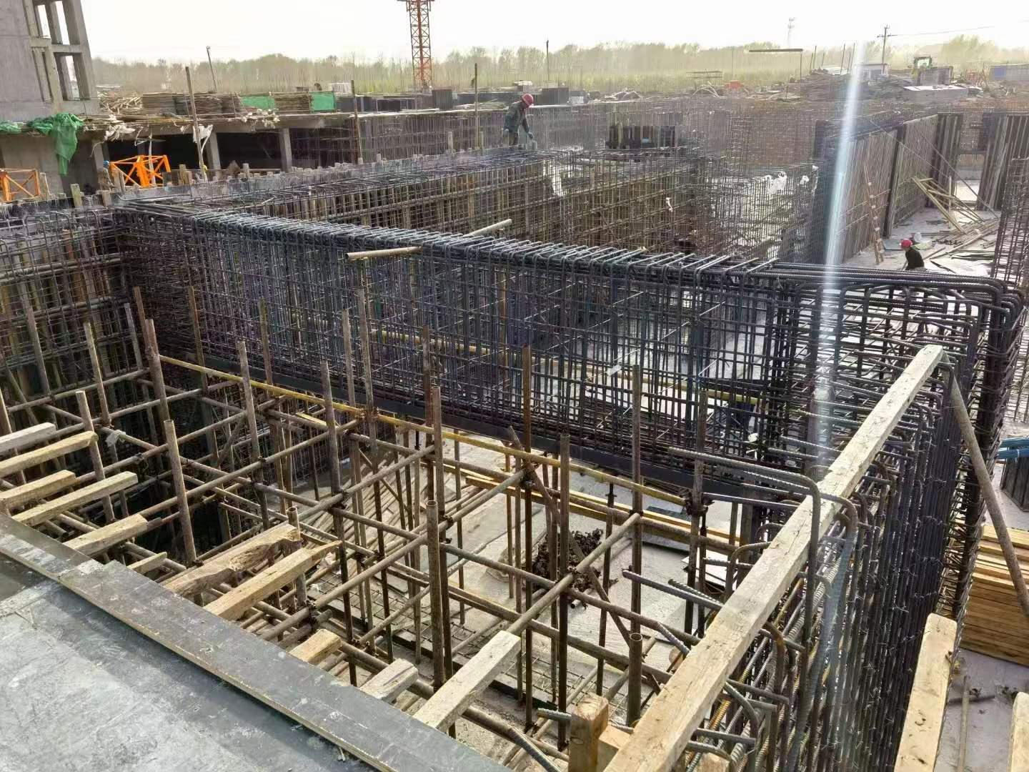 石河镇建筑基础筏板施工时混凝土有哪些常见问题?